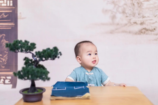 灯塔怀孕多久会小腹隆起